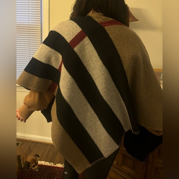 Burberry Prorsum wool shawl - Picture 2 of 4